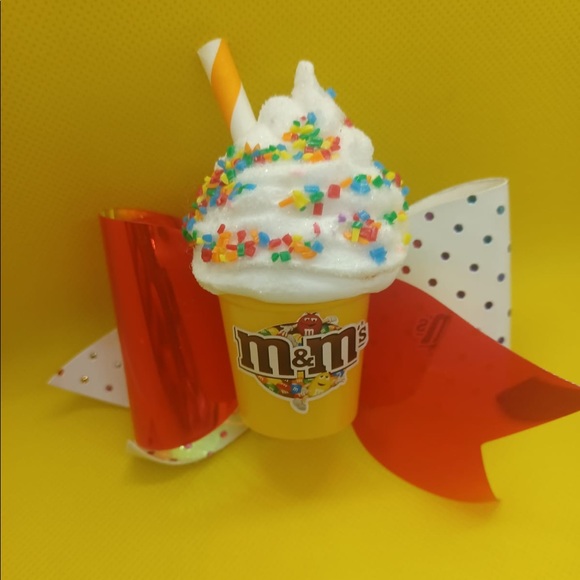 Handmade Girl's M&M’s Shake Bow Decor Hair Clip - Picture 3 of 5